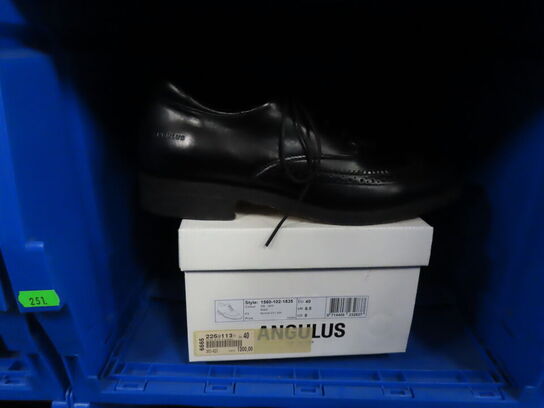 Sko - ANGULUS - Str. 40