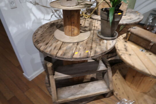 Kabeltromle uden indhold