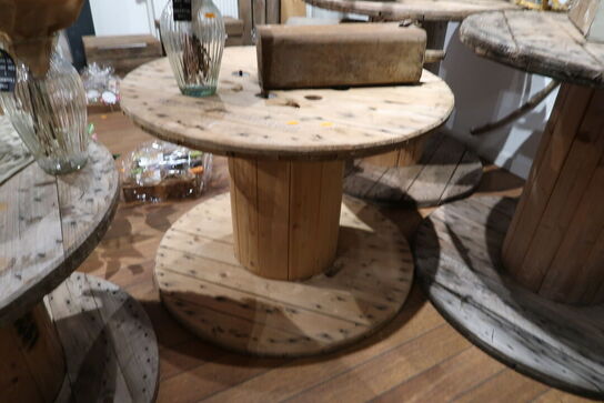 Kabeltromle uden indhold