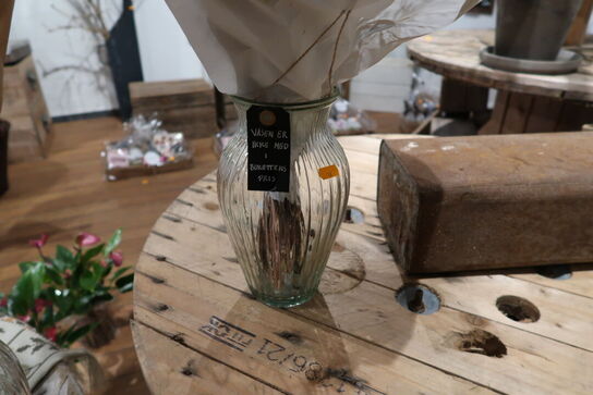 2 stk. buketter i vaser