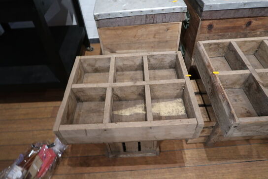 4 stk. trækasser samt kurv