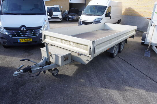Trailer VARIANT 2018P4-13 2000kg