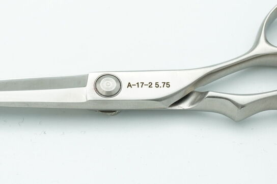 Frisørsaks PS-NIELSEN A-17-2 5.75