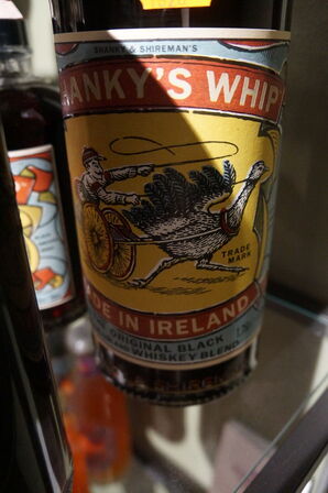 1 fl. Whiskey HANKY'S WHIP