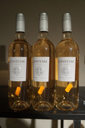 3 stk. Rosé vin & 2 stk. Glas COMTESSE & FREDERIK BAGGER