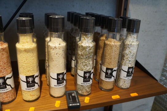 8 stk. Salt & Pepper HR. SKOV