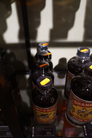 4 fl. Whiskey HANKY'S WHIP