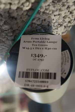 Bordlampe FERM LIVING ARUM