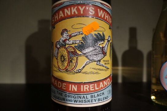 1 fl. Whiskey HANKY'S WHIP