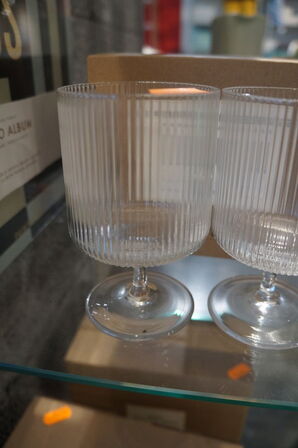 4 stk. Vinglas FERM LIVING RIPPLE