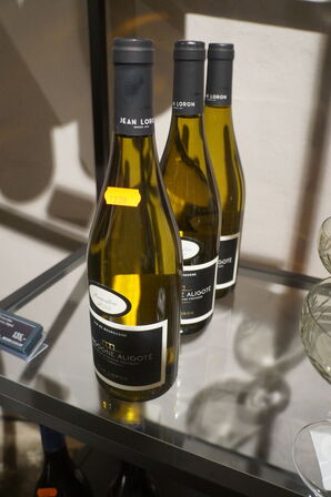3 fl. Vin JEAN LORON BOURGOGNE ALIGOTÉ
