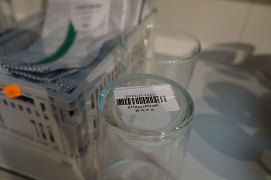 4 stk. Glas, m.v.