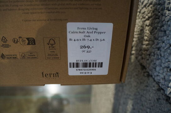 2 stk. Salt & Pepper sæt FERM LIVING