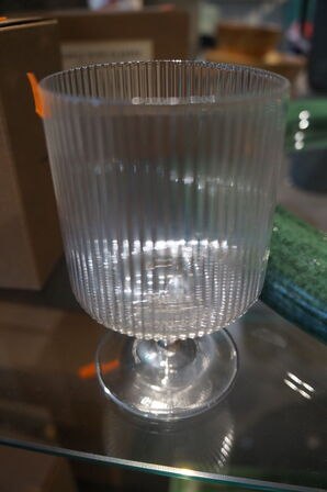 4 stk. Vinglas FERM LIVING RIPPLE