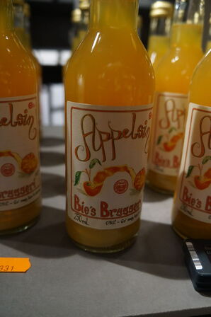 Stort parti saft BIE'S BRYGHUS