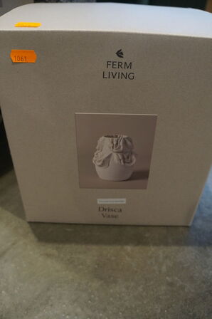 Vase FERM LIVING DRISCA