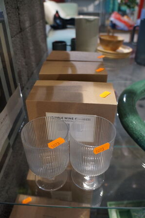 4 stk. Vinglas FERM LIVING RIPPLE