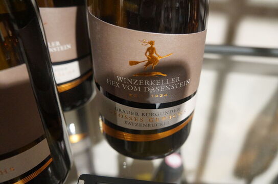 2 fl. Vin WINZERKELLER HEX VOM DASENSTEIN