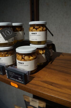 5 stk. Honning/Acacia mandler NICOLAS VAHÉ