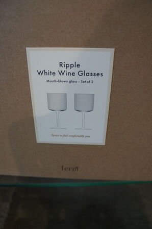 4 stk. Vinglas FERM LIVING RIPPLE