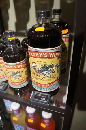 1 fl. Whiskey HANKY'S WHIP