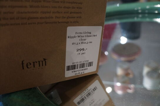 4 stk. Vinglas FERM LIVING RIPPLE