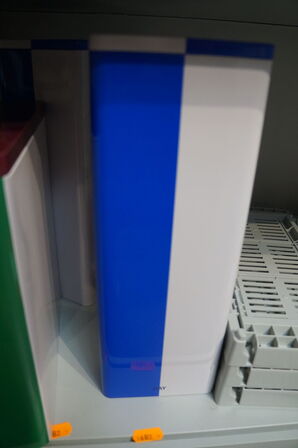 Plastkasser, kagedåser, m.v.