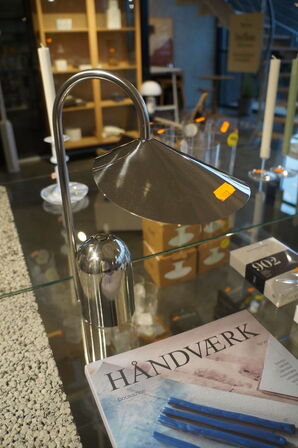 Bordlampe FERM LIVING ARUM