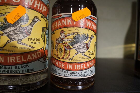 2 fl. Whiskey HANKY'S WHIP