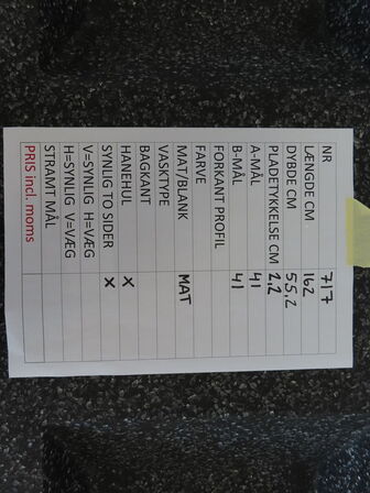 Badeværelses arrangement - 4 stk. skuffer med fuldt udtræk og soft close og KUMA vask