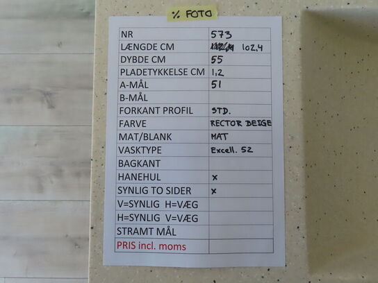 Badeværelses arrangement - 2 stk. skuffer med fuldt udtræk og soft close og KUMA vask