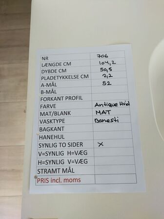 Badeværelses arrangement - 2 stk. skuffer med fuldt udtræk og soft close og KUMA vask