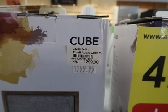 Tivoli Audio CUBE trådløs højttaler Valnød/grå