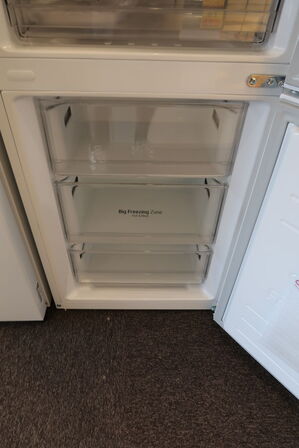 LG GBP32SWLZN - Fritstående kølefryseskab