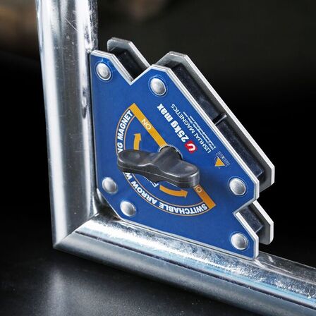 4 stk. Pilformet svejsemagnet FM3-M – Tænd/sluk 50 kg trækkraft 45° / 90° / 135°