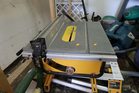 Bordrundsav DEWALT DW745-QS med arbejdsbord