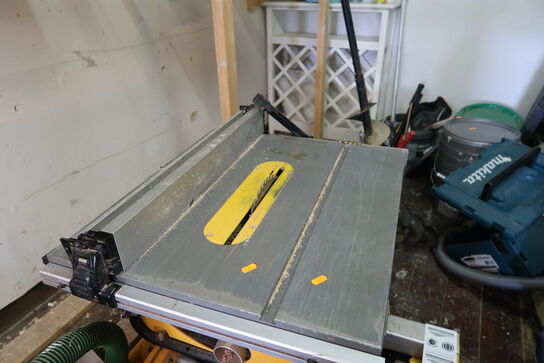 Bordrundsav DEWALT DW745-QS med arbejdsbord