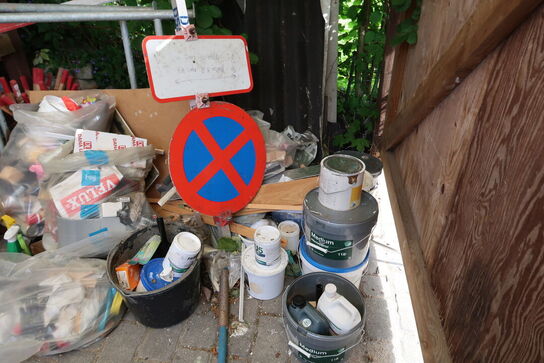 Div. Stiger, varelager, stilladsdele JUMBO, palleløfter m.m. (alt skal medtages)