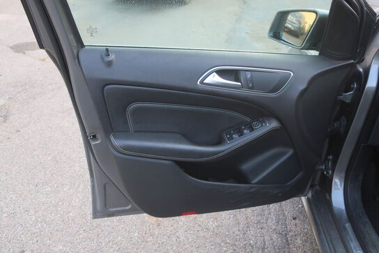 Varebil: MERCEDES-BENZ B 200 CDI BE