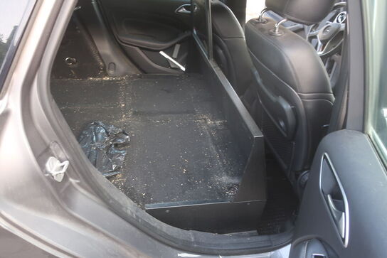 Varebil: MERCEDES-BENZ B 200 CDI BE