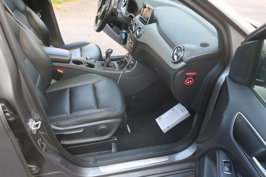 Varebil: MERCEDES-BENZ B 200 CDI BE
