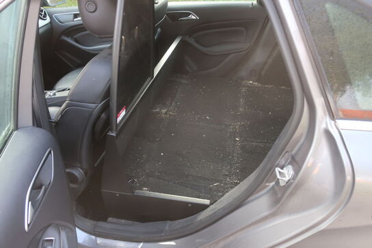 Varebil: MERCEDES-BENZ B 200 CDI BE