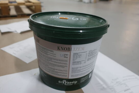 Diverse kosttilskud til hest