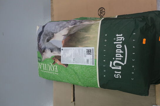 2 ps. Hestefodder ST. HYPPOLYT