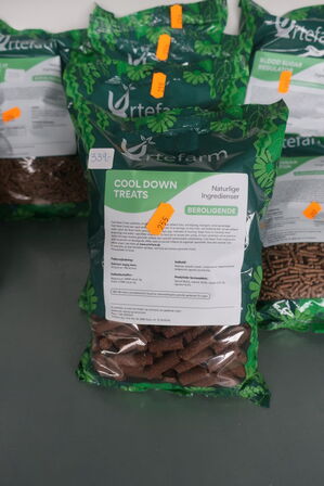 2 ps. Kosttilskud til hest URTEFARM Cool down treats