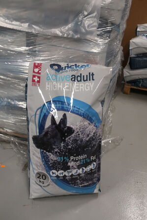 Hundefoder QUICKER Active Adult Hight Energy 20 kg. 