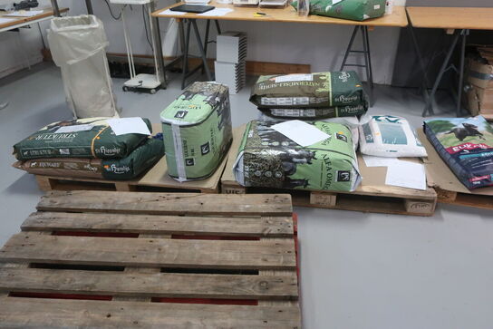 Alle paller i lejemålet UDEN INDHOLD