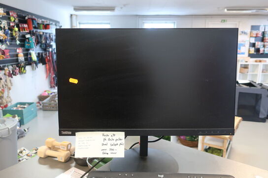 Disk, monitor, tastatur, mus samt håndscanner