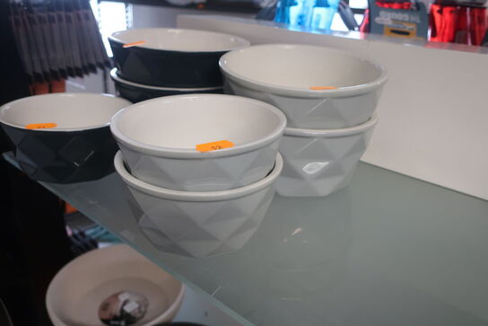 4 stk. foder/vandskåle