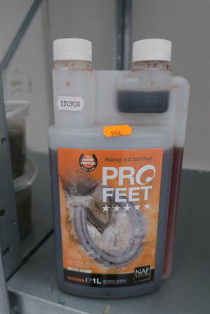 Kosttilskud til hest NAF Pro Feet 